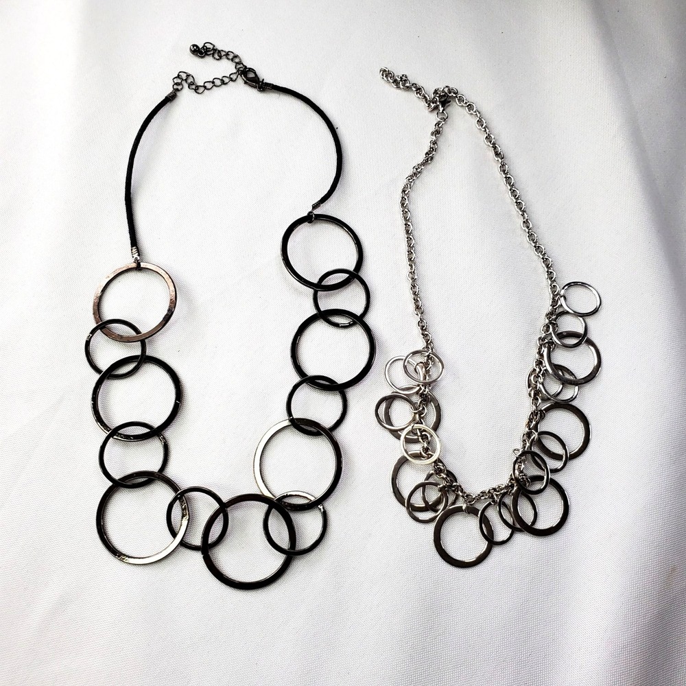 Two Statement necklaces Circles Silver and Grey - Picture 3 of 11